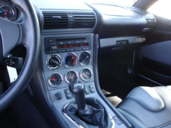 2000 BMW M Coupe in Alpine White 3 over Dark Gray & Black Nappa - Center Console