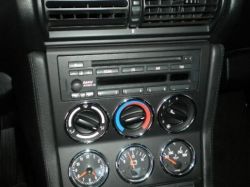 2000 BMW M Coupe in Cosmos Black Metallic over Black Nappa - Center Console