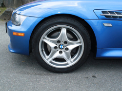 2000 BMW M Coupe in Estoril Blue Metallic over Estoril Blue & Black Nappa - Front Driver Wheel