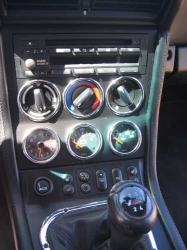 2000 BMW M Coupe in Titanium Silver Metallic over Black Nappa - Center Console