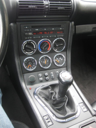 2000 BMW M Coupe in Titanium Silver Metallic over Black Nappa - Center Console