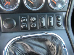 2000 BMW M Coupe in Titanium Silver Metallic over Black Nappa - Center Console Detail