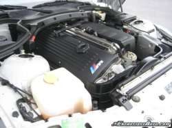 2001 BMW M Coupe in Titanium Silver Metallic over Black Nappa - Engine