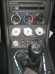 2002 BMW M Coupe in Alpine White 3 over Black Nappa - Center Console