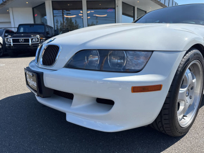 2000 BMW M Coupe in Alpine White 3 over Black Nappa