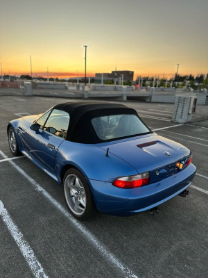 2000 BMW M Roadster in Estoril Blue Metallic over Black Nappa
