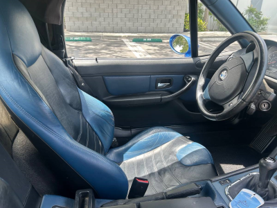 2000 BMW M Roadster in Estoril Blue Metallic over Estoril Blue & Black Nappa