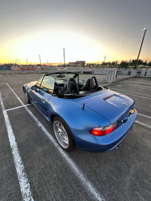 2000 BMW M Roadster in Estoril Blue Metallic over Black Nappa