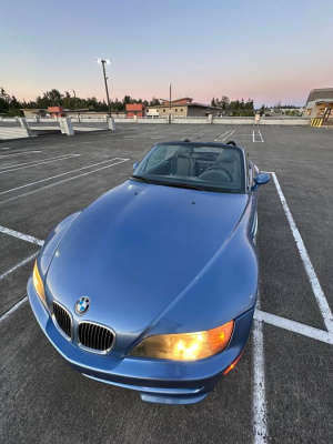 2000 BMW M Roadster in Estoril Blue Metallic over Black Nappa