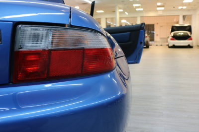 2000 BMW M Roadster in Estoril Blue Metallic over Estoril Blue & Black Nappa