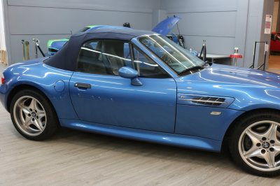 2000 BMW M Roadster in Estoril Blue Metallic over Estoril Blue & Black Nappa