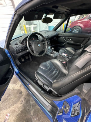 2000 BMW M Roadster in Estoril Blue Metallic over Black Nappa