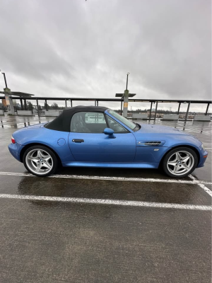 2000 BMW M Roadster in Estoril Blue Metallic over Black Nappa