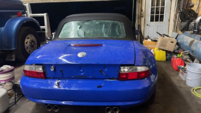 2000 BMW M Roadster in Estoril Blue Metallic over Estoril Blue & Black Nappa