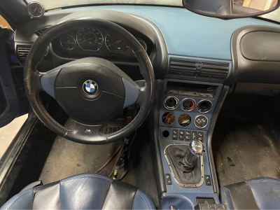 2000 BMW M Roadster in Estoril Blue Metallic over Estoril Blue & Black Nappa
