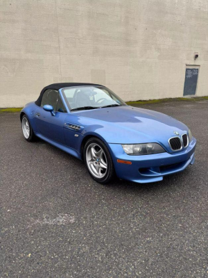 2000 BMW M Roadster in Estoril Blue Metallic over Black Nappa