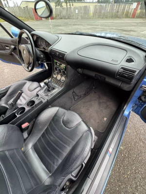 2000 BMW M Roadster in Estoril Blue Metallic over Black Nappa