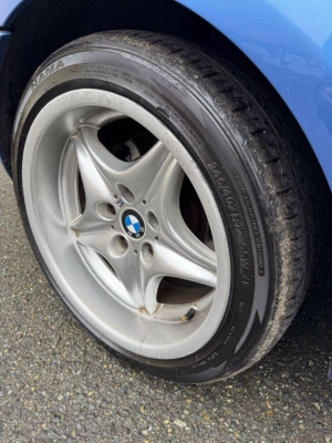 2000 BMW M Roadster in Estoril Blue Metallic over Black Nappa