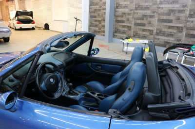 2000 BMW M Roadster in Estoril Blue Metallic over Estoril Blue & Black Nappa