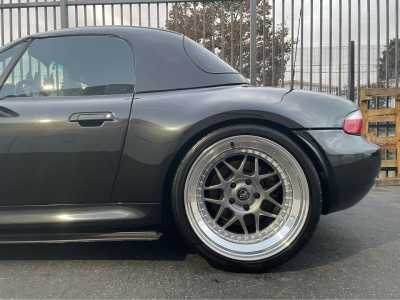 2001 BMW M Roadster in Black Sapphire Metallic over Black Nappa