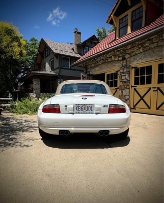 2002 BMW M Roadster in Alpine White 3 over Dark Beige Oregon