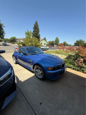 1998 BMW M Roadster in Estoril Blue Metallic over Estoril Blue & Black Nappa