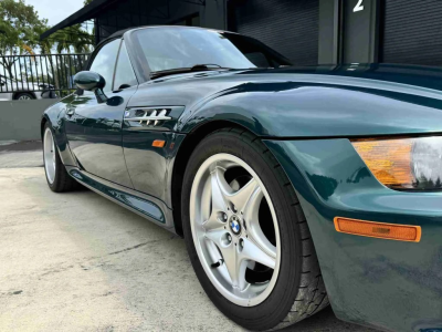 1998 BMW M Roadster in Boston Green Metallic over Black Nappa