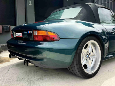 1998 BMW M Roadster in Boston Green Metallic over Black Nappa