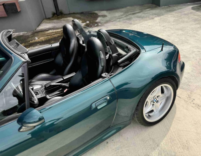 1998 BMW M Roadster in Boston Green Metallic over Black Nappa