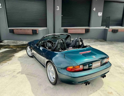 1998 BMW M Roadster in Boston Green Metallic over Black Nappa