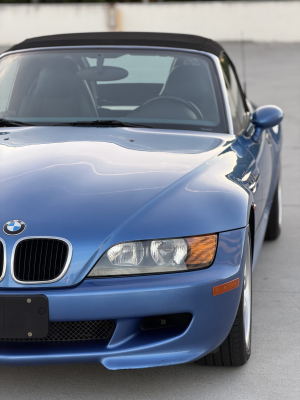 1998 BMW M Roadster in Estoril Blue Metallic over Estoril Blue & Black Nappa