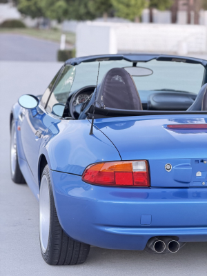 1998 BMW M Roadster in Estoril Blue Metallic over Estoril Blue & Black Nappa