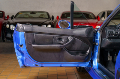 1998 BMW M Roadster in Estoril Blue Metallic over Black Nappa