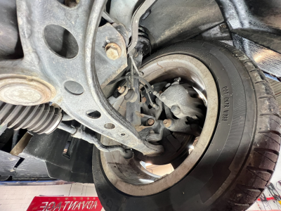 1998 BMW M Roadster in Estoril Blue Metallic over Black Nappa