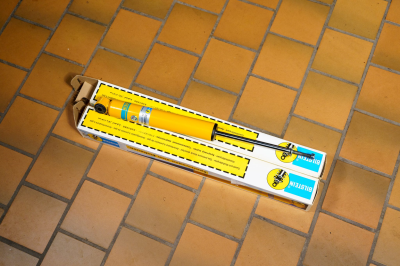 1998 BMW M Roadster in Estoril Blue Metallic over Black Nappa