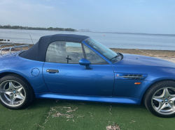 1998 BMW M Roadster in Estoril Blue Metallic over Estoril Blue & Black Nappa