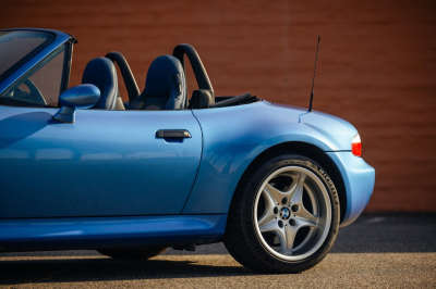 1999 BMW M Roadster in Estoril Blue Metallic over Estoril Blue & Black Nappa