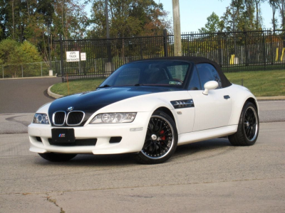 1999 BMW M Roadster in Alpine White 3 over Imola Red & Black Nappa