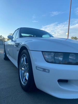 1999 BMW M Roadster in Alpine White 3 over Black Nappa