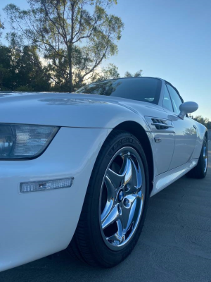 1999 BMW M Roadster in Alpine White 3 over Black Nappa