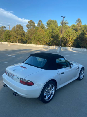 1999 BMW M Roadster in Alpine White 3 over Black Nappa