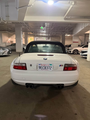 1999 BMW M Roadster in Alpine White 3 over Black Nappa