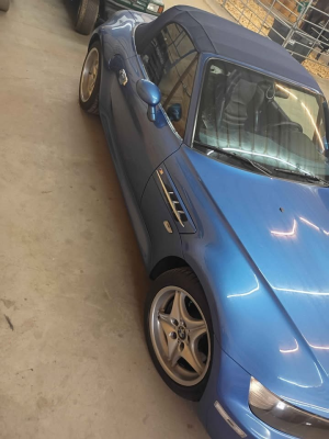 2000 BMW M Roadster in Estoril Blue Metallic over Estoril Blue & Black Nappa