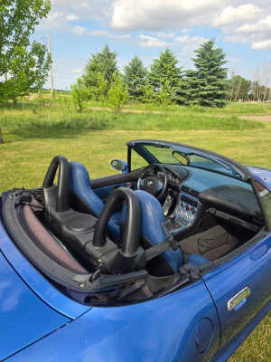 2000 BMW M Roadster in Estoril Blue Metallic over Estoril Blue & Black Nappa