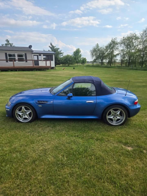 2000 BMW M Roadster in Estoril Blue Metallic over Estoril Blue & Black Nappa