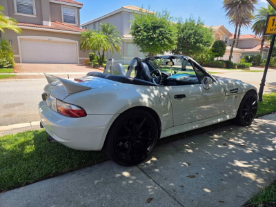 2000 BMW M Roadster in Alpine White 3 over Estoril Blue & Black Nappa