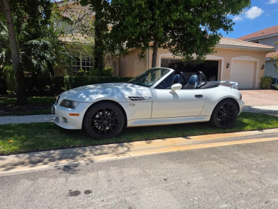 2000 BMW M Roadster in Alpine White 3 over Estoril Blue & Black Nappa