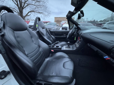 2000 BMW M Roadster in Alpine White 3 over Black Nappa