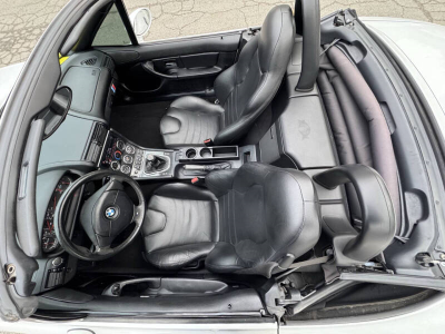 2000 BMW M Roadster in Alpine White 3 over Black Nappa