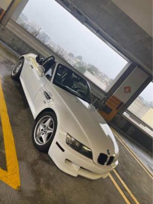 2000 BMW M Roadster in Alpine White 3 over Black Nappa